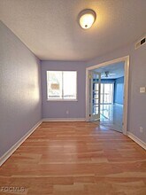 2885 Winkler Ave in Ft. Myers, FL - Building Photo - Building Photo