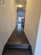 28 Roywood St in Kitchener, ON - Building Photo - Building Photo