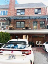 62-54 Dry Harbor Rd in Queens, NY - Building Photo