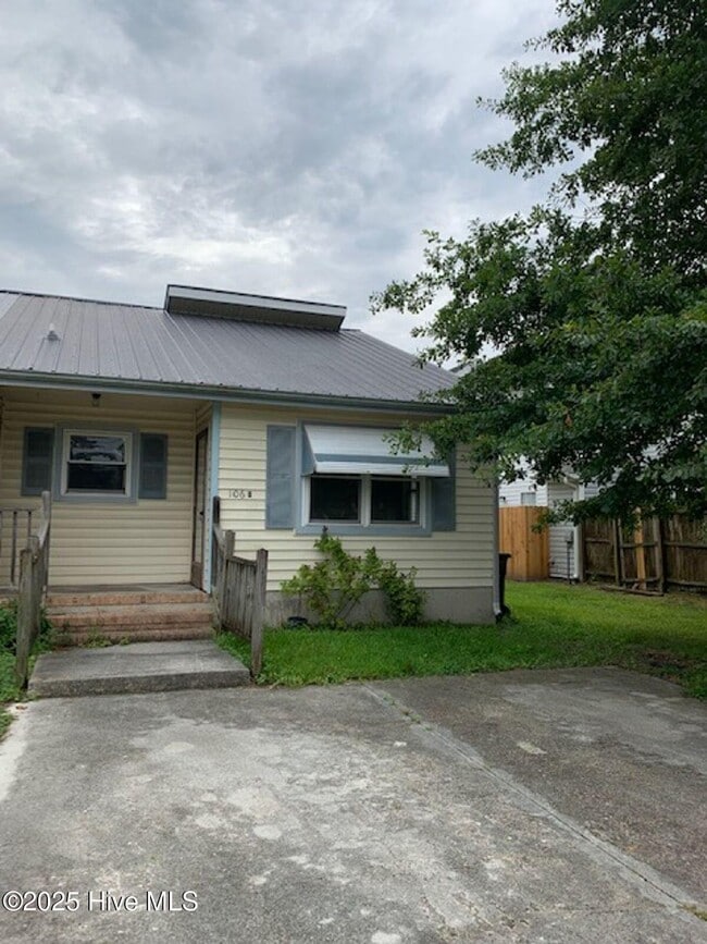 property at 106B Pete Jones Dr