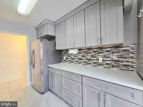 1935 Wilson Ln in McLean, VA - Building Photo - Building Photo