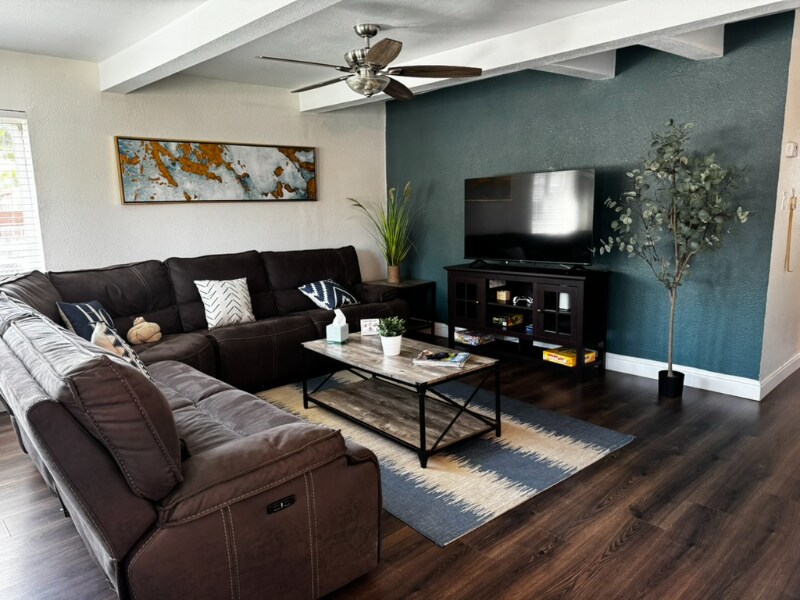 2120 Kinsington St in West Sacramento, CA - Building Photo