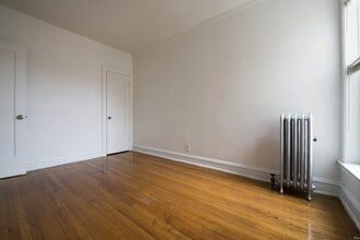 7914 S Hermitage Ave Chicago, IL 60620 in Chicago, IL - Building Photo - Building Photo