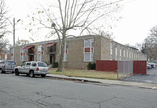 University Highlands in Memphis, TN - Building Photo - Building Photo