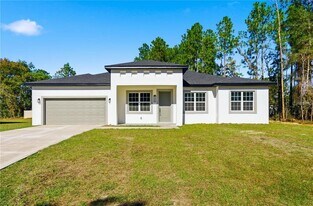 13205 SW 65th Cir in Ocala, FL - Building Photo