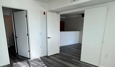 12350 W Bola Dr in Surprise, AZ - Foto de edificio - Building Photo