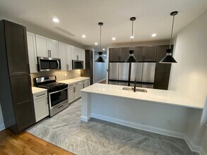 33 W 10th Ave in Columbus, OH - Building Photo - Building Photo