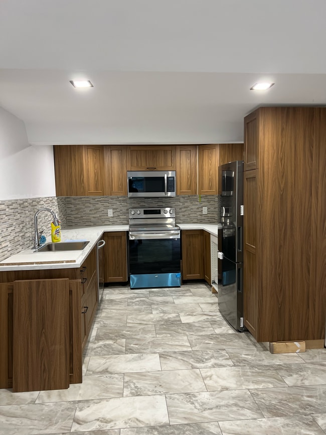 219 Mountain View Dr in Saint John, NB - Building Photo - Building Photo