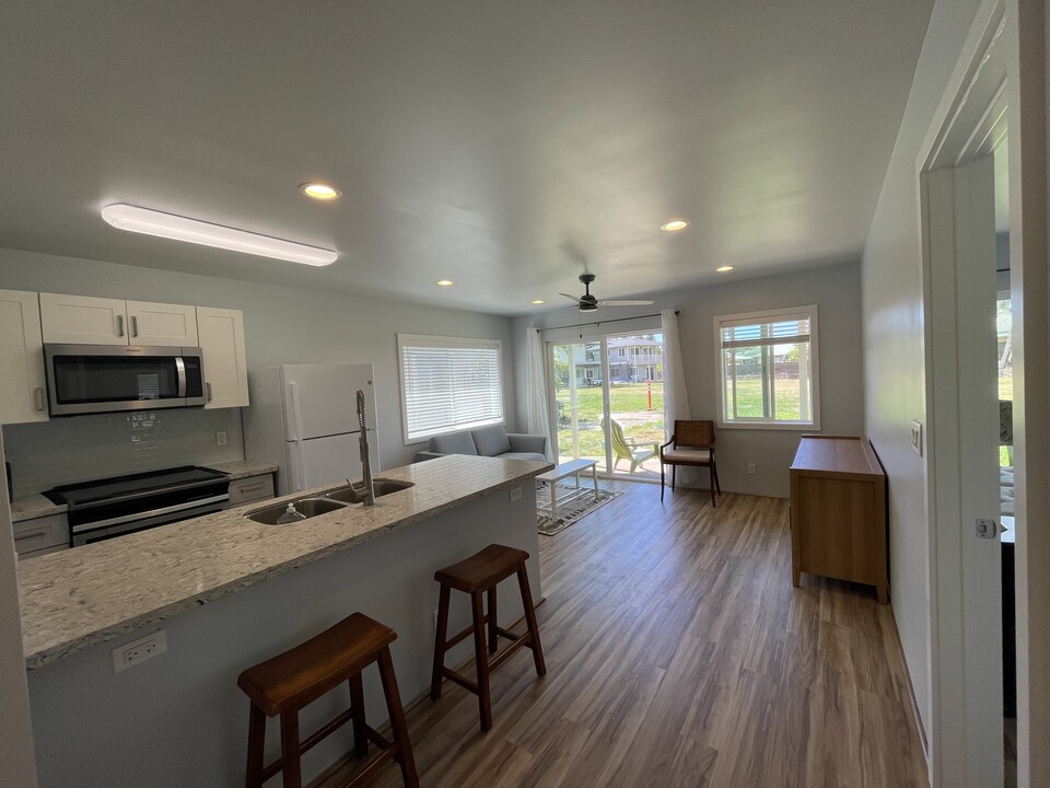 54 -337 Kamehameha Hwy #5B, Unit Downstairs ( 2 Bed Rm ) in Hauula, HI - Building Photo