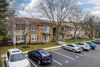 Society Hill at Lawrenceville in Trenton, NJ - Building Photo - Building Photo