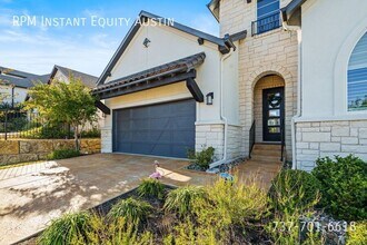 424 Sitlington Ln in Austin, TX - Building Photo - Building Photo
