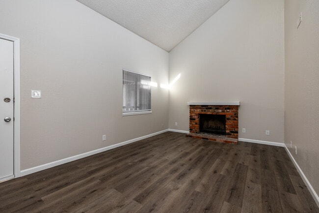 Harrison Street Apartments