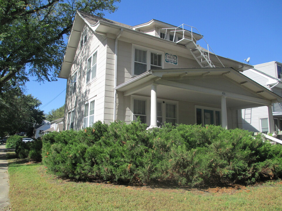 415 N 16th St in Manhattan, KS - Building Photo