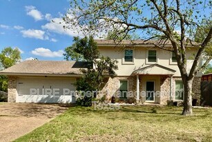 9103 Comburg Dr in Austin, TX - Building Photo