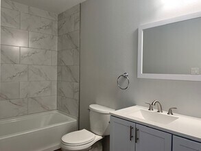 9 Eglin St in Fort Walton Beach, FL - Building Photo - Building Photo