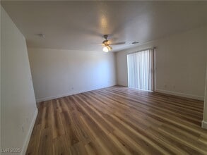 1020 Pahrump Valley Blvd in Pahrump, NV - Building Photo - Building Photo