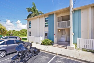 250 N Banana River Dr in Merritt Island, FL - Building Photo - Building Photo
