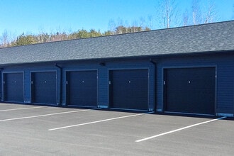 Hackamore North Apartments in Scarborough, ME - Building Photo - Building Photo