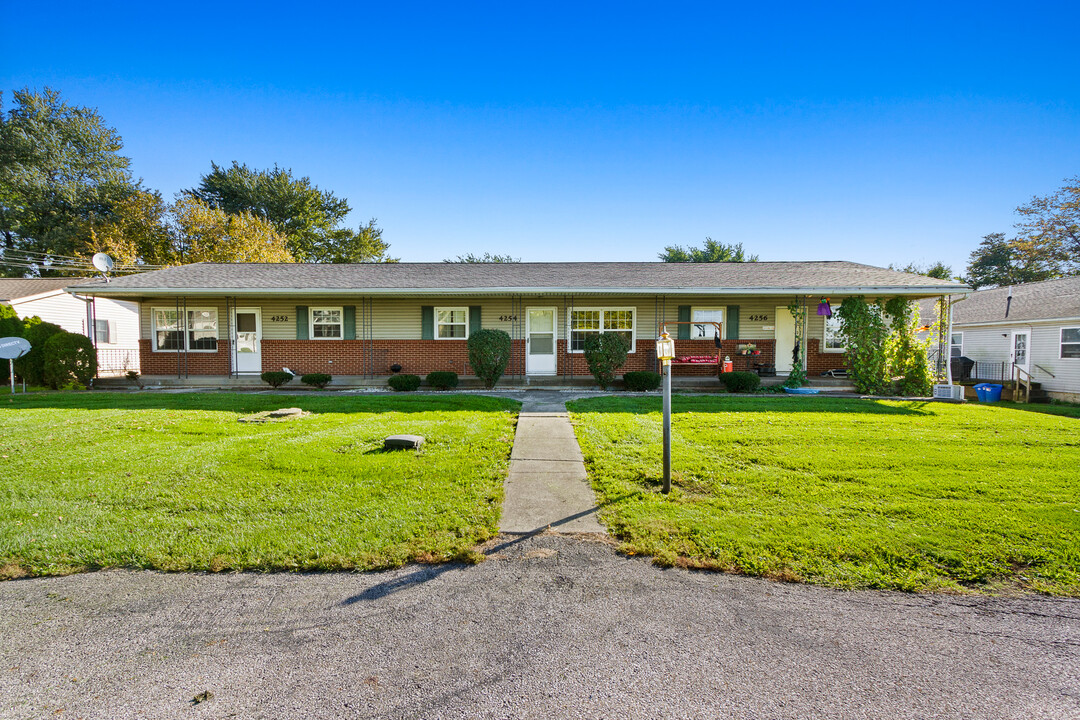 4252 Postema Ct in Willard, OH - Building Photo