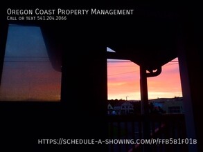 339 SW Ebb Ave-Unit -A in Lincoln City, OR - Building Photo - Building Photo