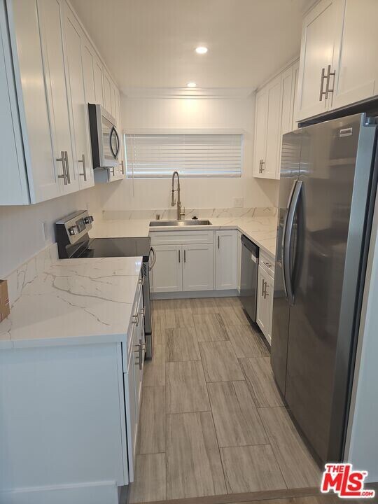 838 5th St in Santa Monica, CA - Building Photo