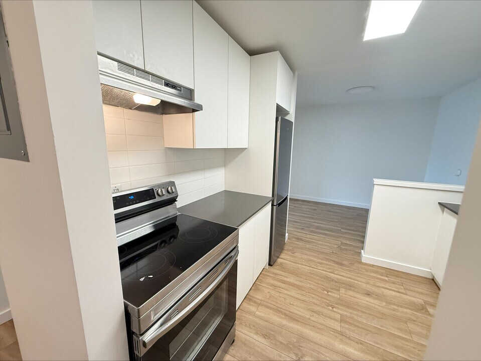 1480-1480 Boundary Crescent in Nanaimo, BC - Building Photo