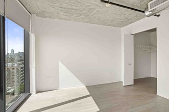 2113 S Wabash Ave in Chicago, IL - Foto de edificio - Building Photo