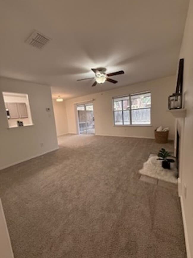 7715 Rustic Park in San Antonio, TX - Building Photo - Building Photo