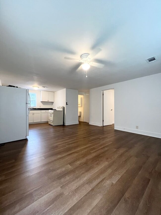 921 Edison St in Kalamazoo, MI - Building Photo - Building Photo