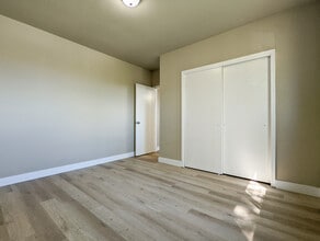 Heritage Trail Apartments 3 in Edmonton, AB - Building Photo - Building Photo