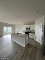 117 Manasquan Wy in Winchester, VA - Building Photo