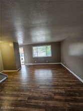 1614 Lee Terrace Dr in Wickliffe, OH - Building Photo - Building Photo