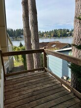 240 Lake Louise Dr SW, Unit Lake Louise in Lakewood, WA - Building Photo - Building Photo