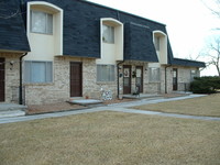 Moorlands in Newton, KS - Building Photo - Building Photo