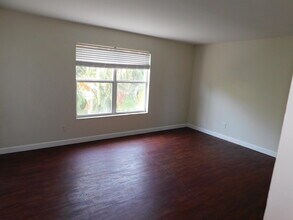 741 Hummingbird Way in North Palm Beach, FL - Building Photo - Building Photo