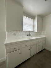 1737 N Sycamore Ave in Los Angeles, CA - Building Photo - Building Photo