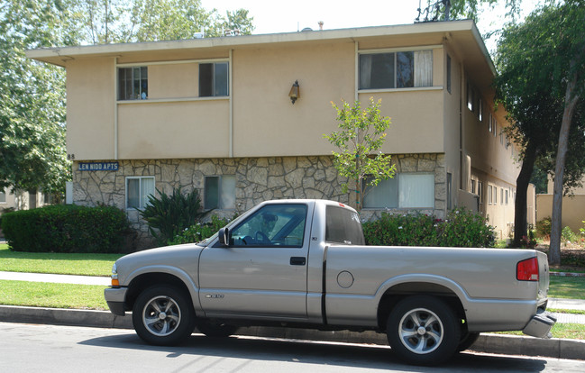 Len Nido in Pasadena, CA - Foto de edificio - Building Photo