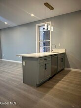 552 Congress St in Troy, NY - Building Photo - Building Photo