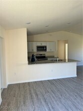 1031 S Bronze Ct in La Belle, FL - Building Photo - Building Photo