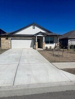 217 Grns Byu Trl in Hutto, TX - Building Photo
