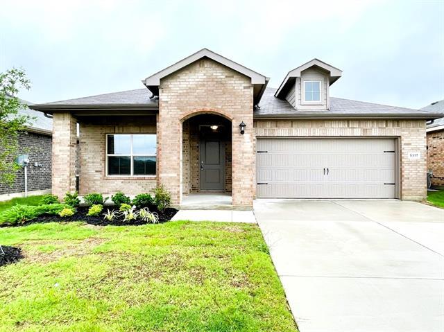 5317 Star Bright Dr in Fort Worth, TX - Building Photo - Building Photo