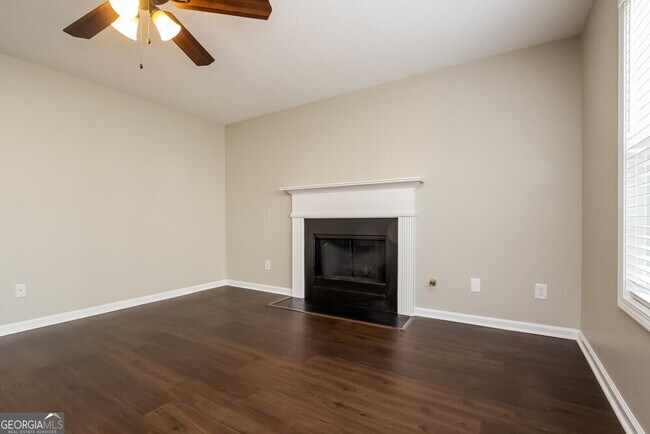 391 Greystone Pkwy in Hiram, GA - Building Photo - Building Photo