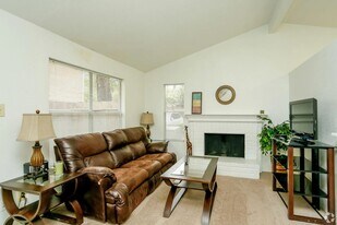 16700 Kuykendahl Rd in Houston, TX - Building Photo