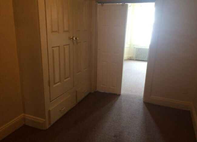 68 Rose Ave in Jersey City, NJ - Building Photo - Building Photo