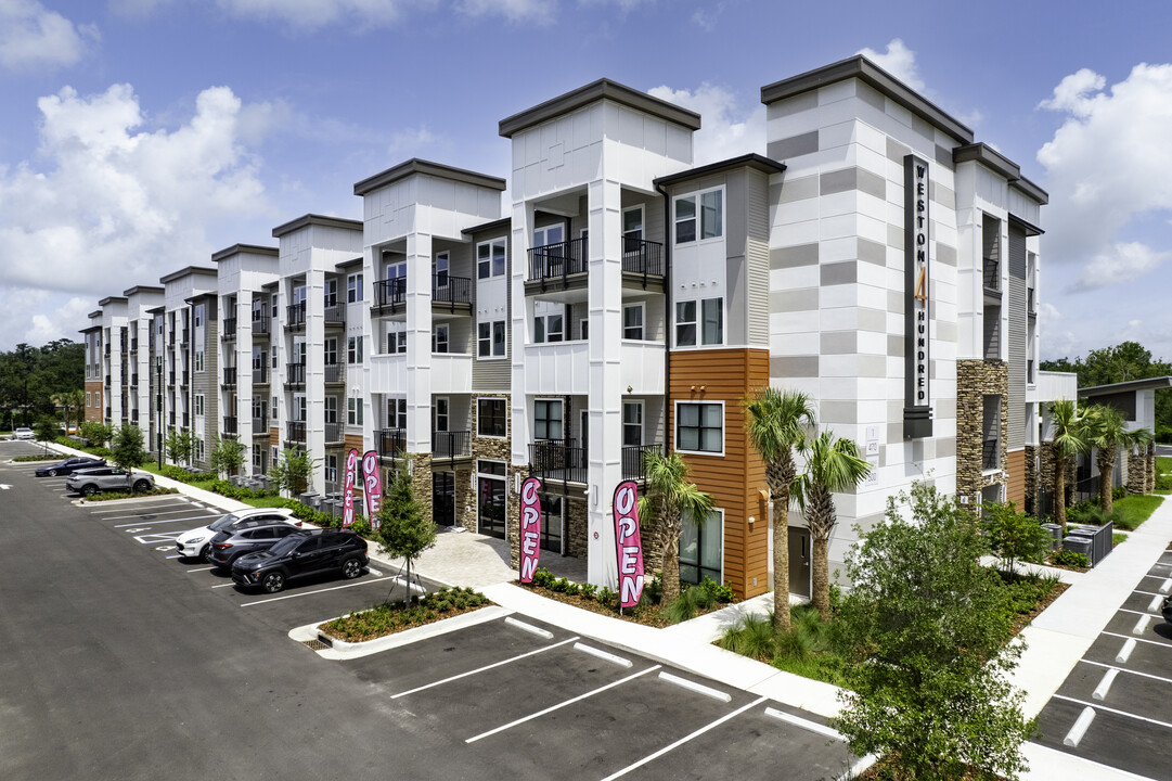 Weston 4 Hundred in Kissimmee, FL - Foto de edificio