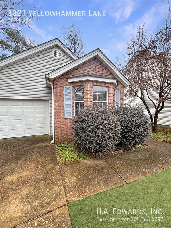 1023 Yellowhammer Ln in Northport, AL - Building Photo - Building Photo