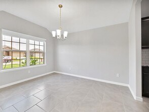 29711 Breakwater Dr in Katy, TX - Building Photo - Building Photo