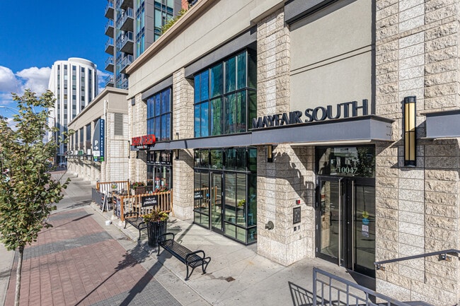 Mayfair Village South in Edmonton, AB - Building Photo - Building Photo