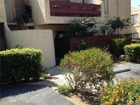 2266 Denair Ave, Unit 414 in Highland, CA - Building Photo