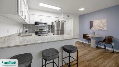 8546 N 59th Ave, Unit 242 in Glendale, AZ - Building Photo - Building Photo